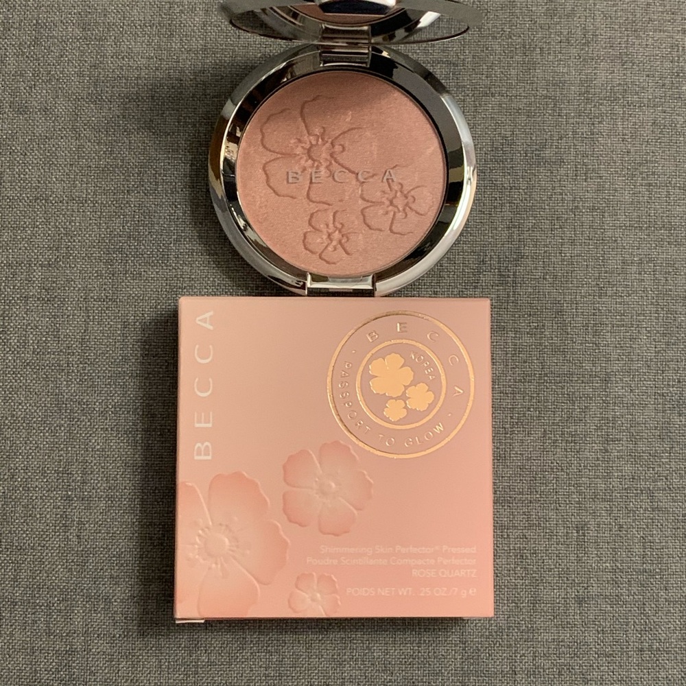 Becca Passport to Glow in Korea New in Box